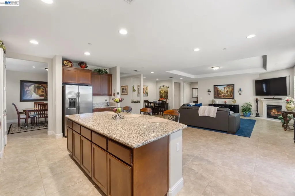 2233 Demartini Lane Brentwood CA 94513