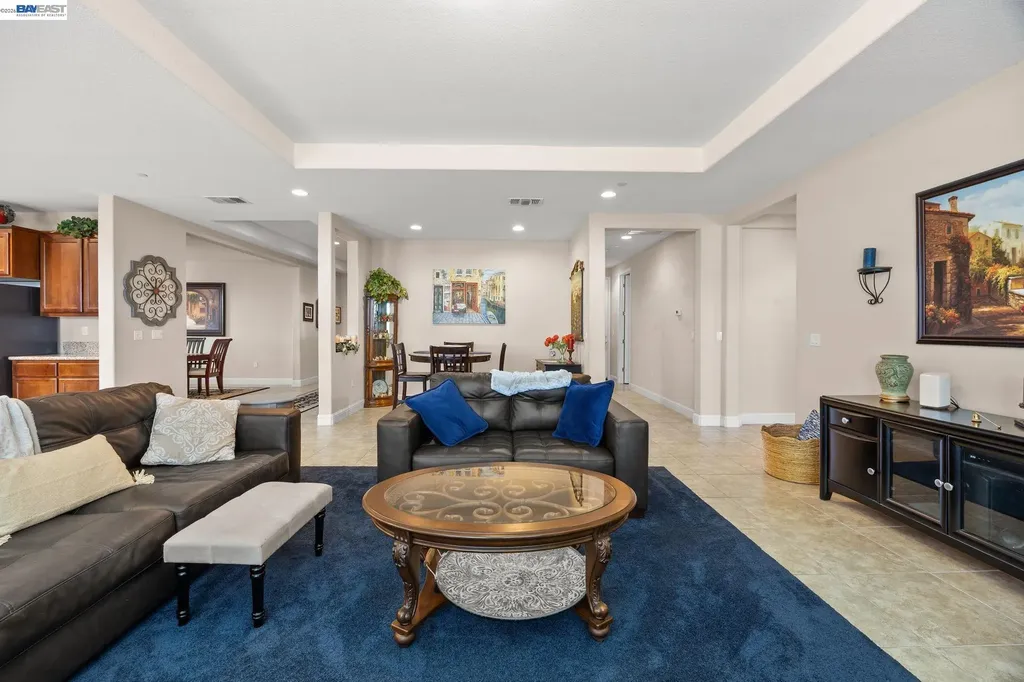 2233 Demartini Lane Brentwood CA 94513