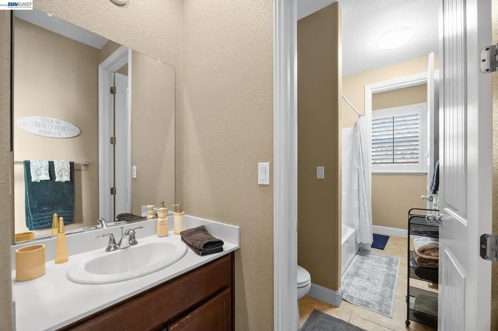 2233 Demartini Lane Brentwood CA 94513