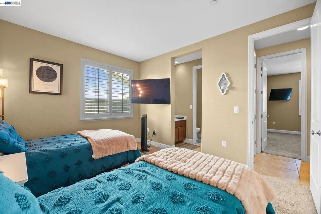 2233 Demartini Lane Brentwood CA 94513