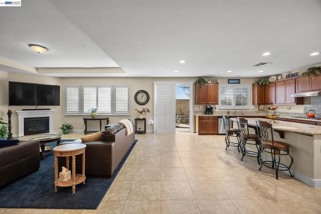2233 Demartini Lane Brentwood CA 94513