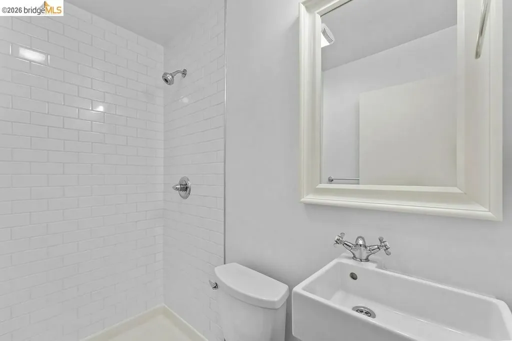 769 17th Street Oakland CA 94612