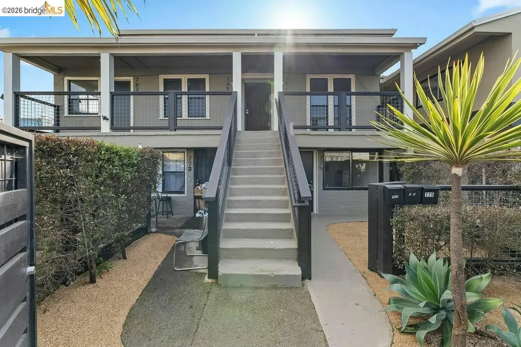 769 17th Street Oakland CA 94612
