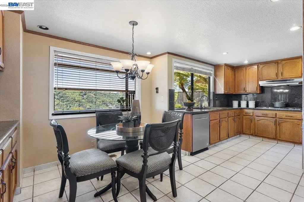 6444 Boone Drive Castro Valley CA 94552