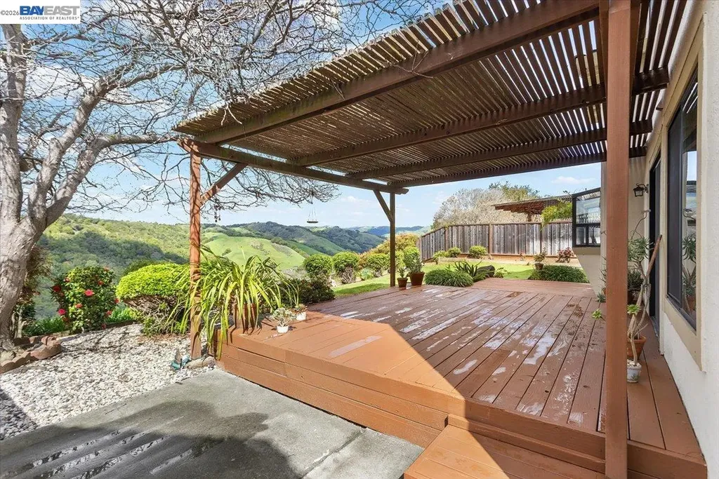 6444 Boone Drive Castro Valley CA 94552