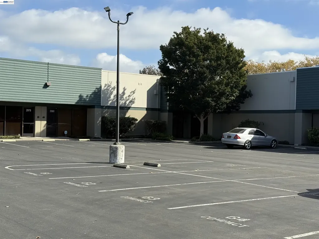 2982 Teagarden Street San Leandro CA 94577