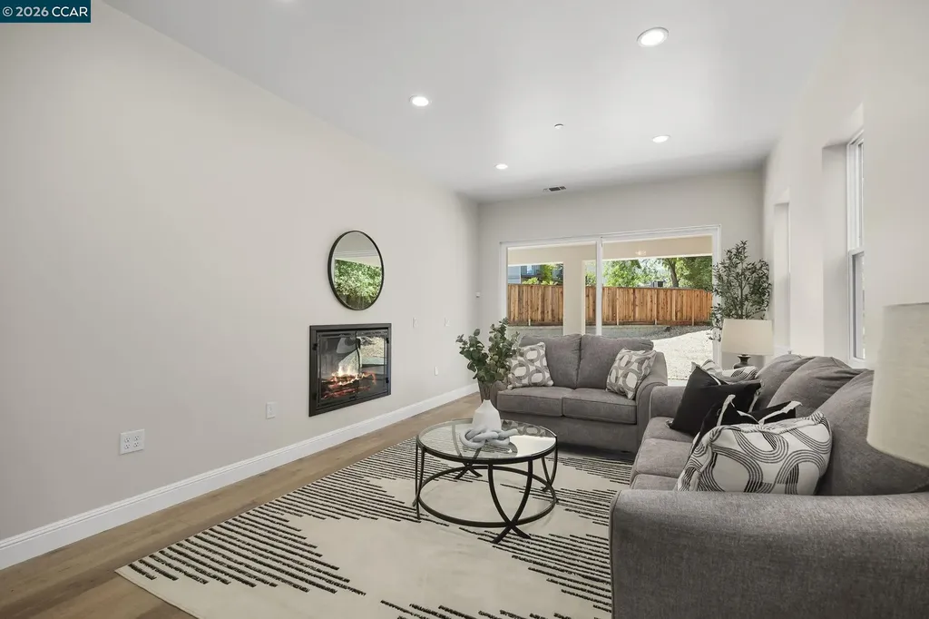 208 Valley View Place El Sobrante CA 94803