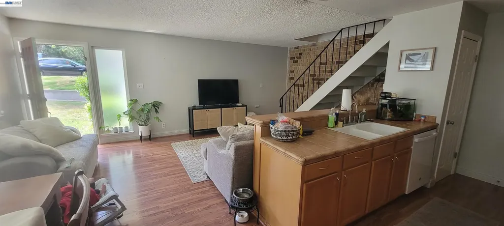 2341 Foothill Road Pleasanton CA 94588