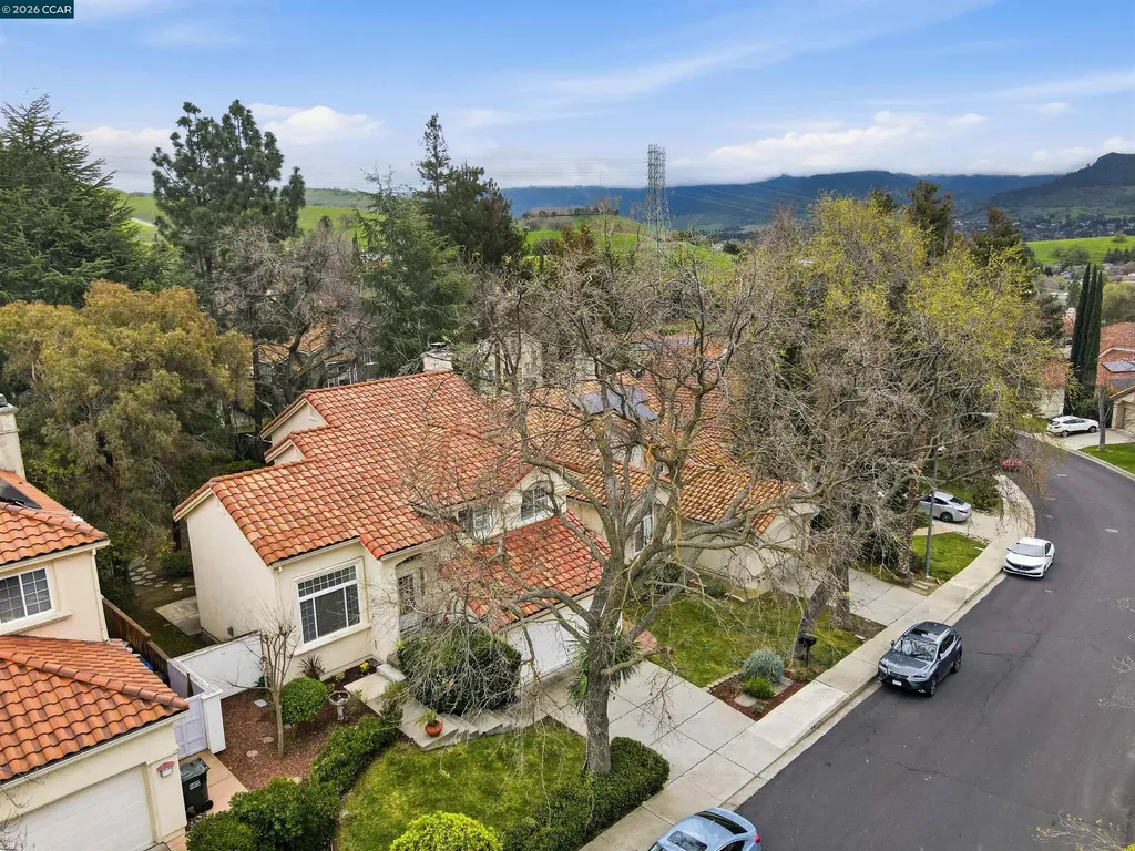 2175 Bluerock Circle Concord CA 94521