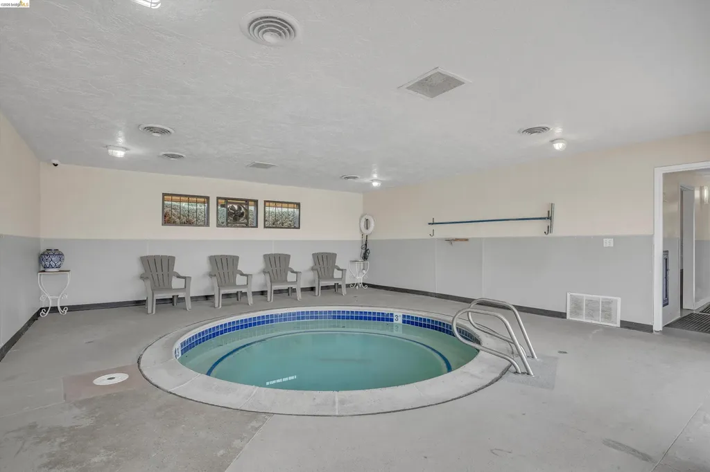 180 Algiers Circle Pacheco CA 94553