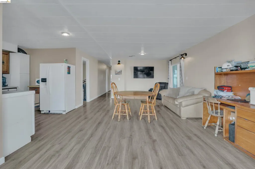 180 Algiers Circle Pacheco CA 94553