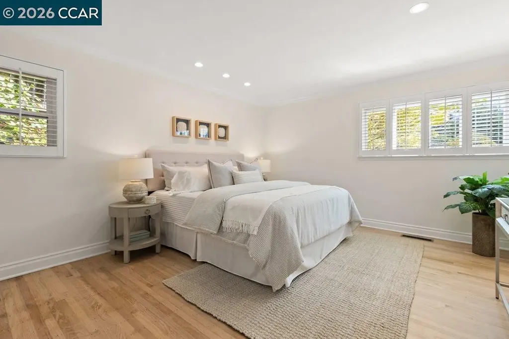 7 Whitehall Drive Orinda CA 94563