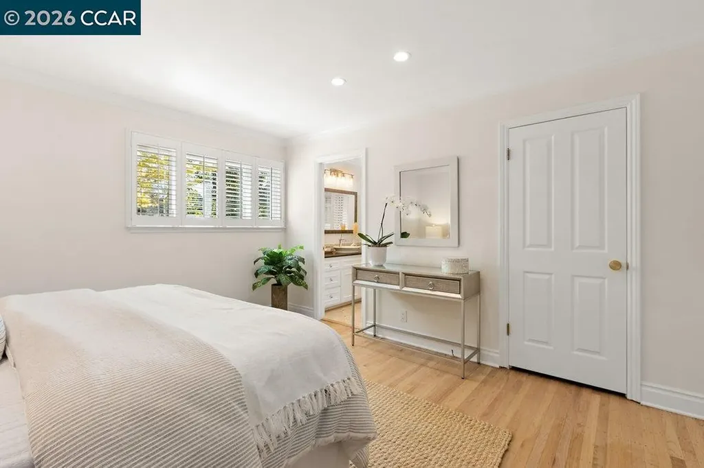 7 Whitehall Drive Orinda CA 94563