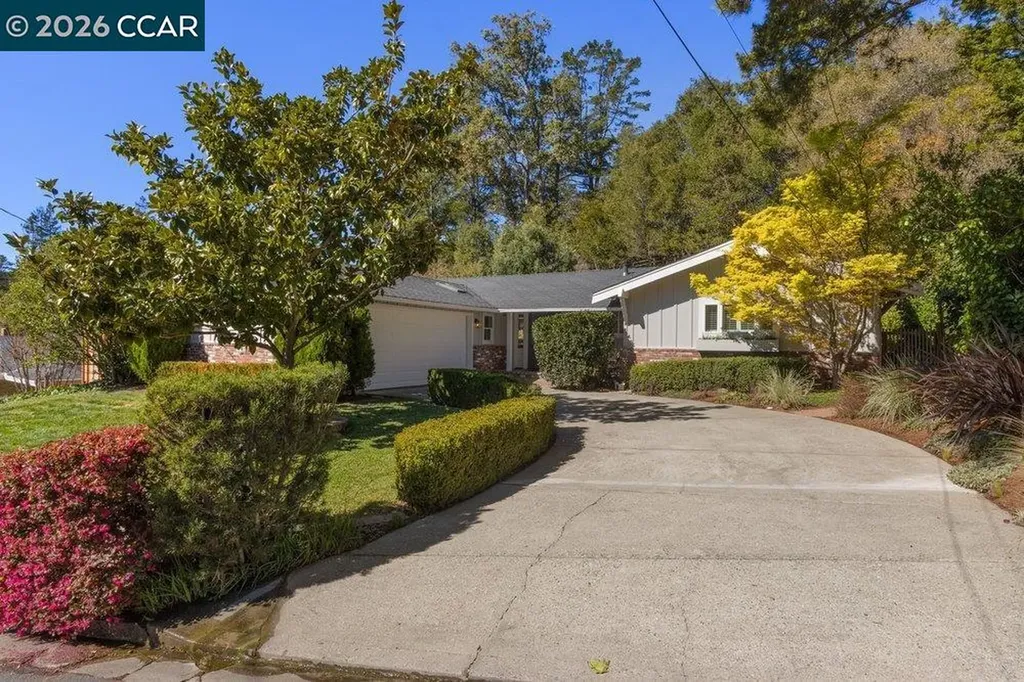7 Whitehall Drive Orinda CA 94563