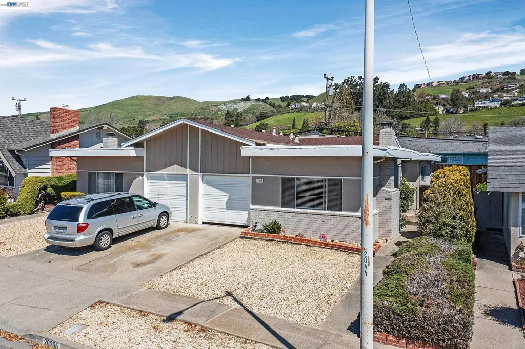 30236 Vanderbilt Street Hayward CA 94544