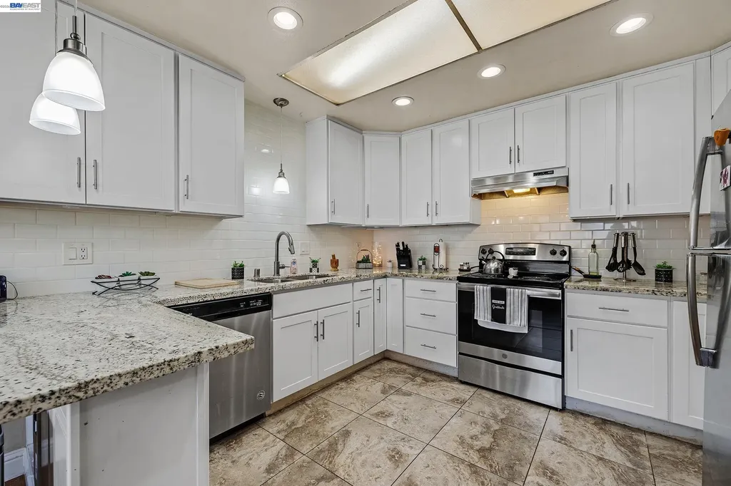 30236 Vanderbilt Street Hayward CA 94544