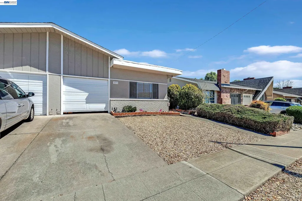 30236 Vanderbilt Street Hayward CA 94544