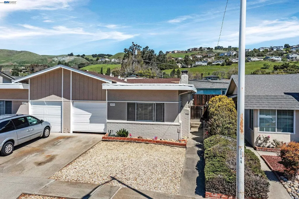 30236 Vanderbilt Street Hayward CA 94544