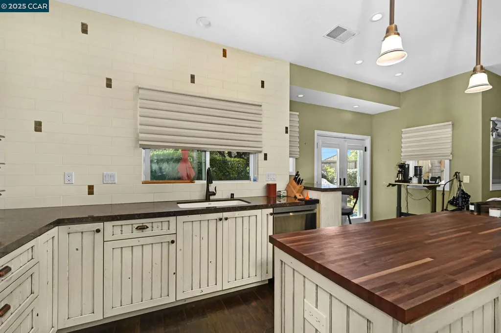 5233 Boulder Court Concord CA 94521