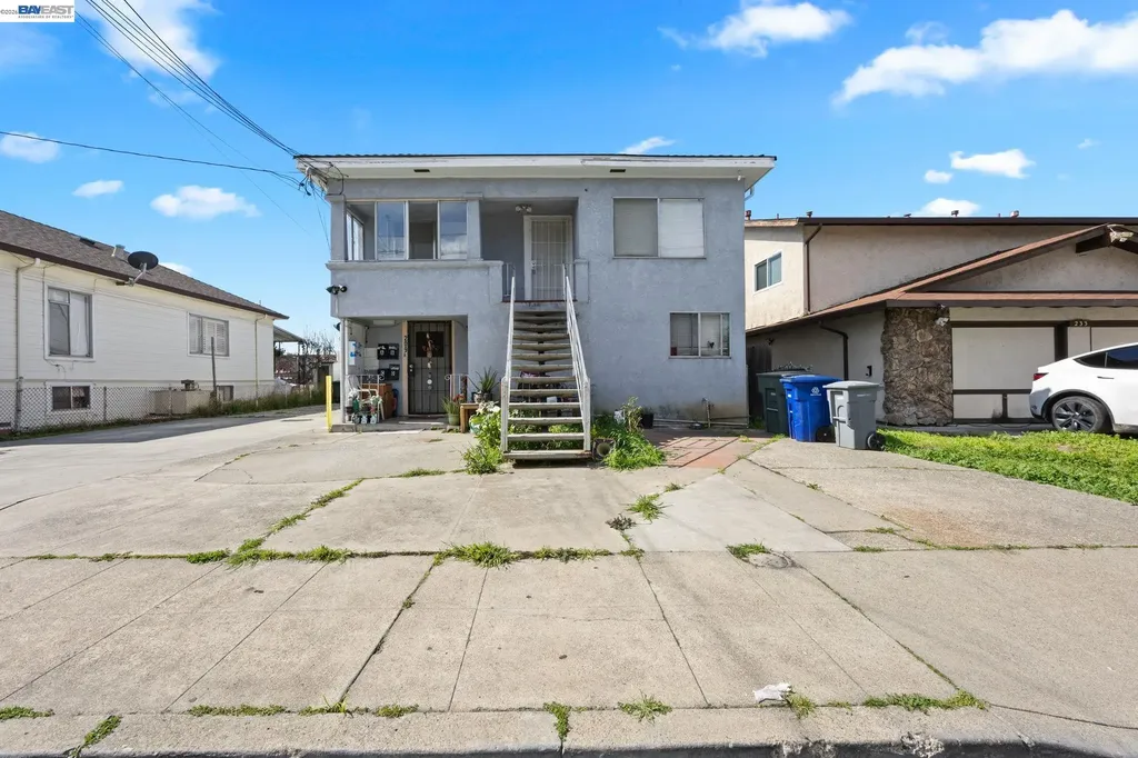 209 Dabner Street San Leandro CA 94577