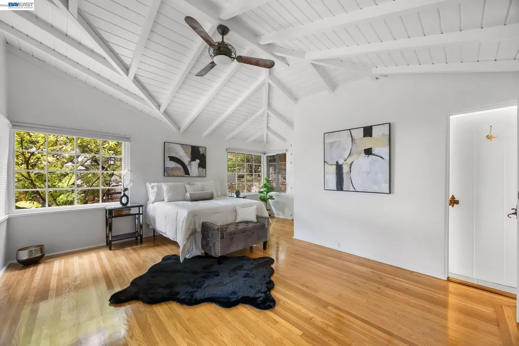 2976 Joaquin Miller Road Oakland CA 94602