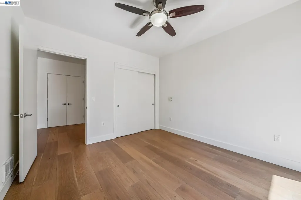 2300 Broadway Oakland CA 94612