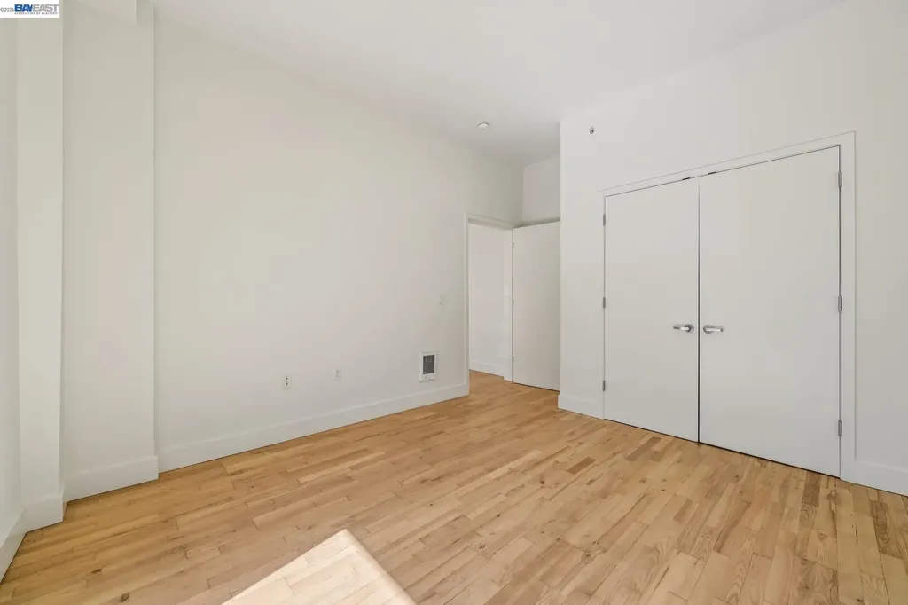 2300 Broadway Oakland CA 94612