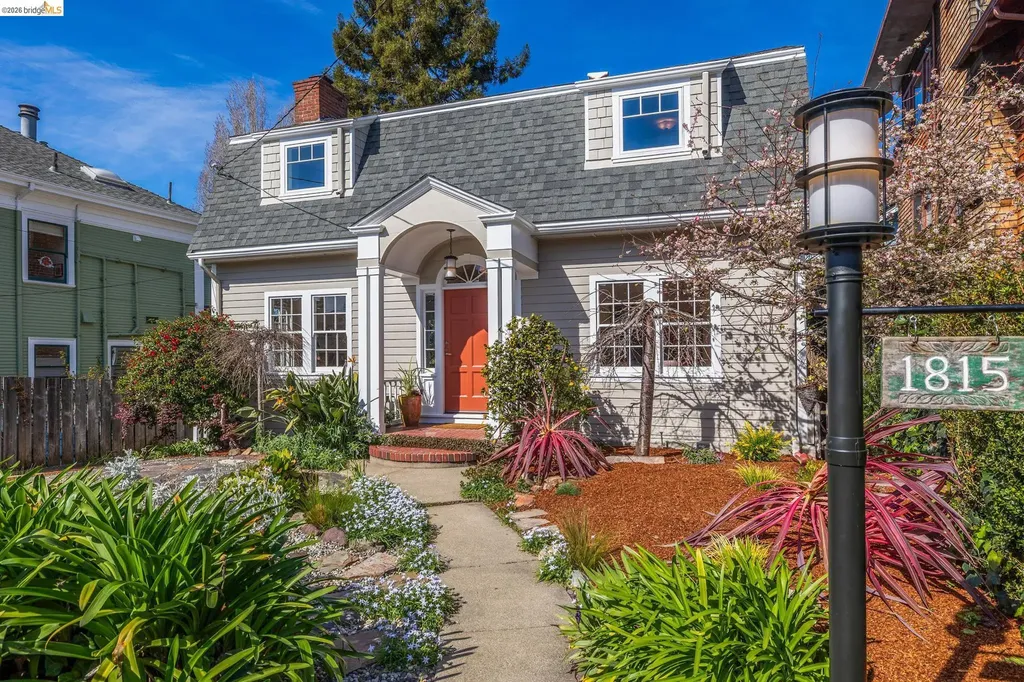 Berkeley CA, 1815 Vine Street