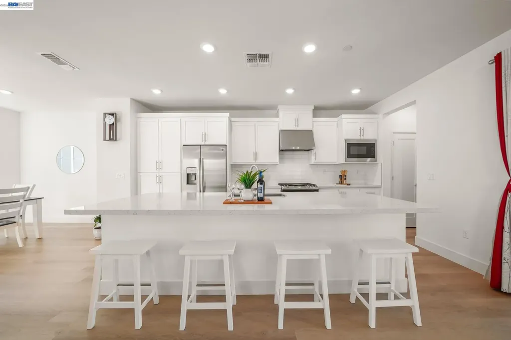 9034 Rudder Way Newark CA 94560