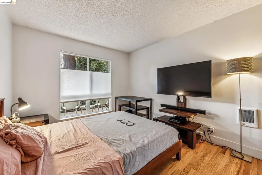 199 Montecito Avenue Oakland CA 94610