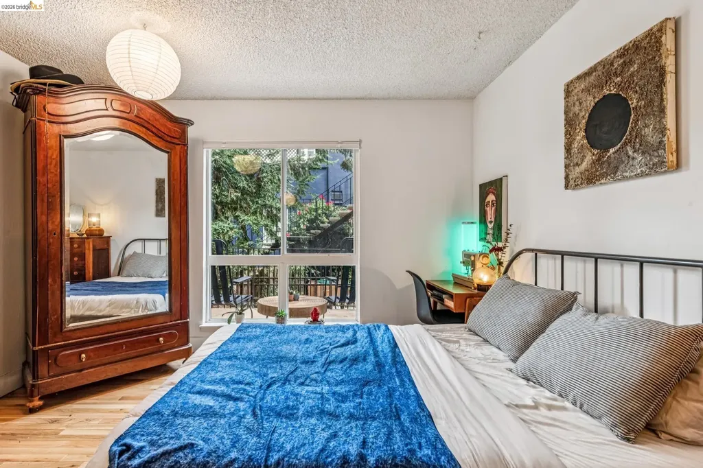 199 Montecito Avenue Oakland CA 94610