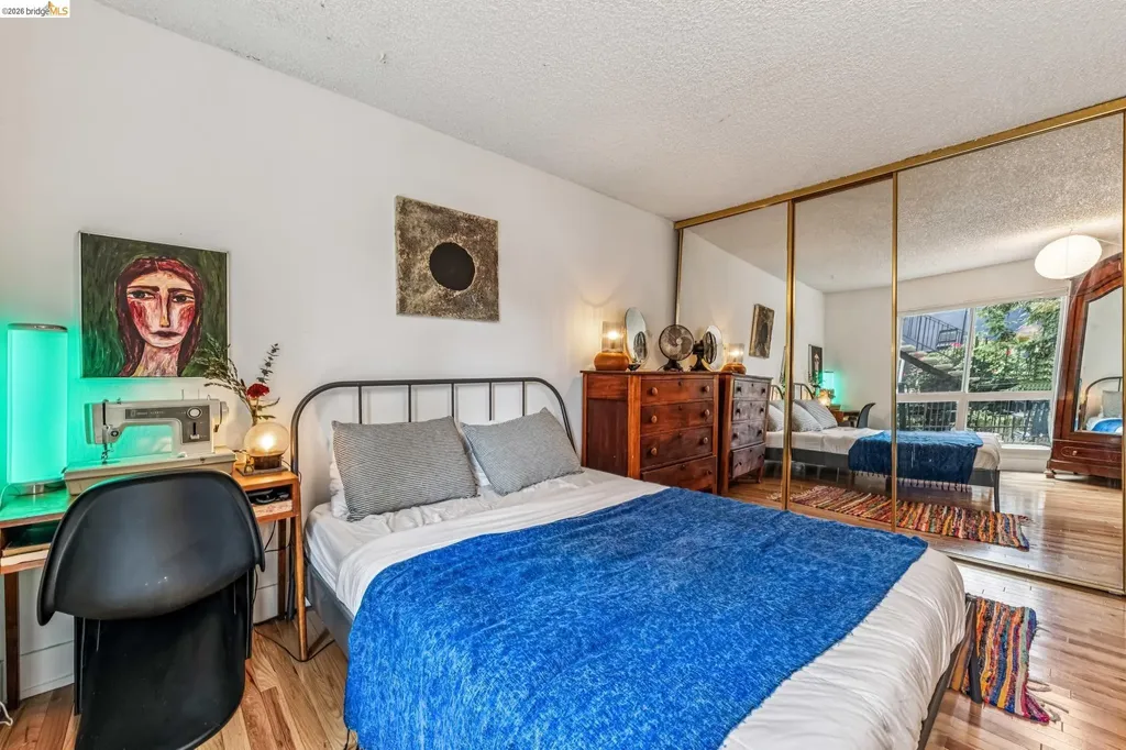 199 Montecito Avenue Oakland CA 94610