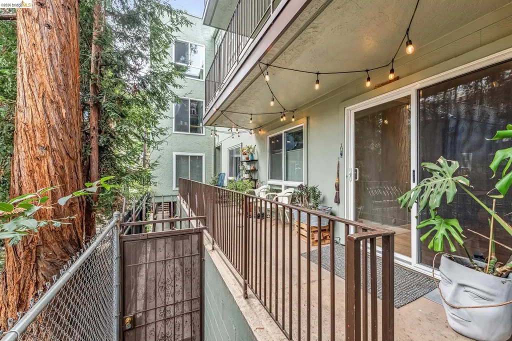 199 Montecito Avenue Oakland CA 94610