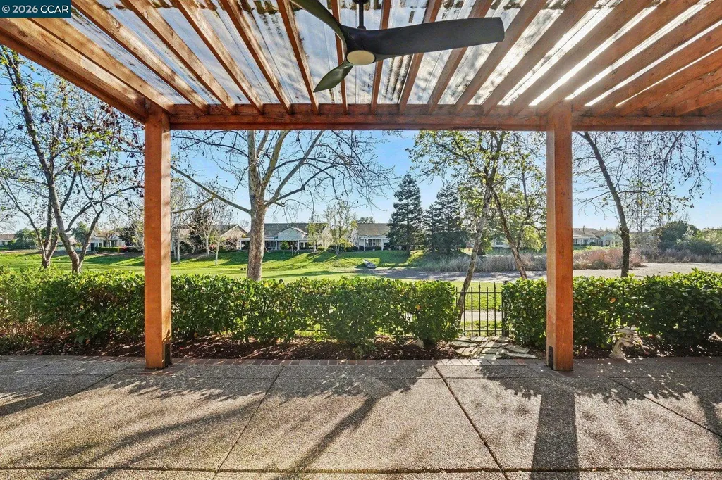 208 Summerset Drive Brentwood CA 94513