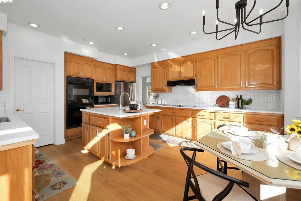 4080 Woodstock Road Hayward CA 94542