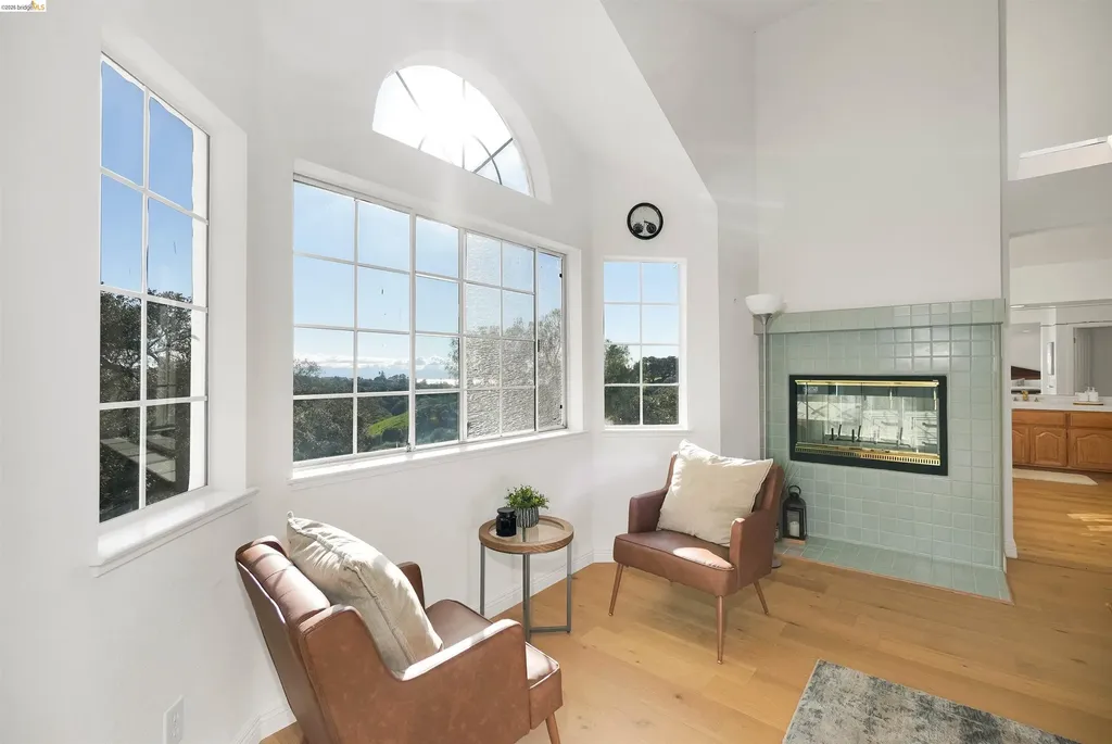 4080 Woodstock Road Hayward CA 94542
