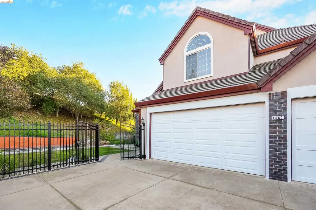 4080 Woodstock Road Hayward CA 94542