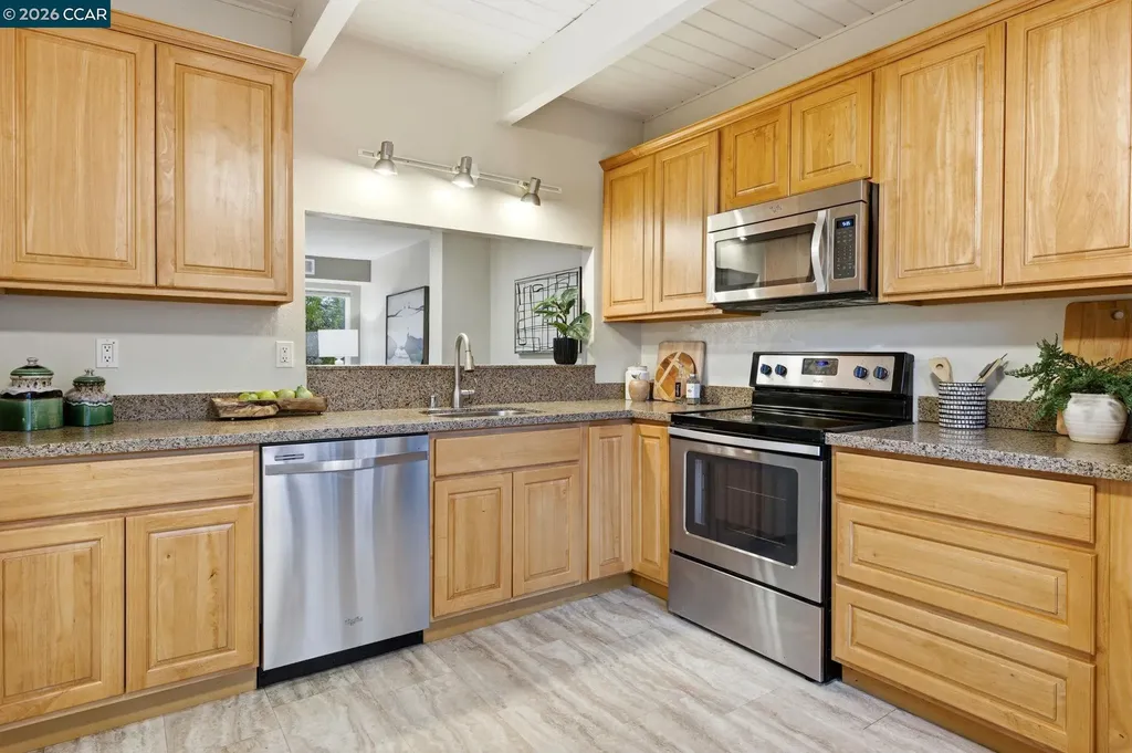 1589 Ashwood Drive Martinez CA 94553