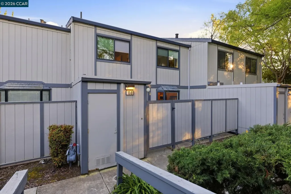 1589 Ashwood Drive Martinez CA 94553