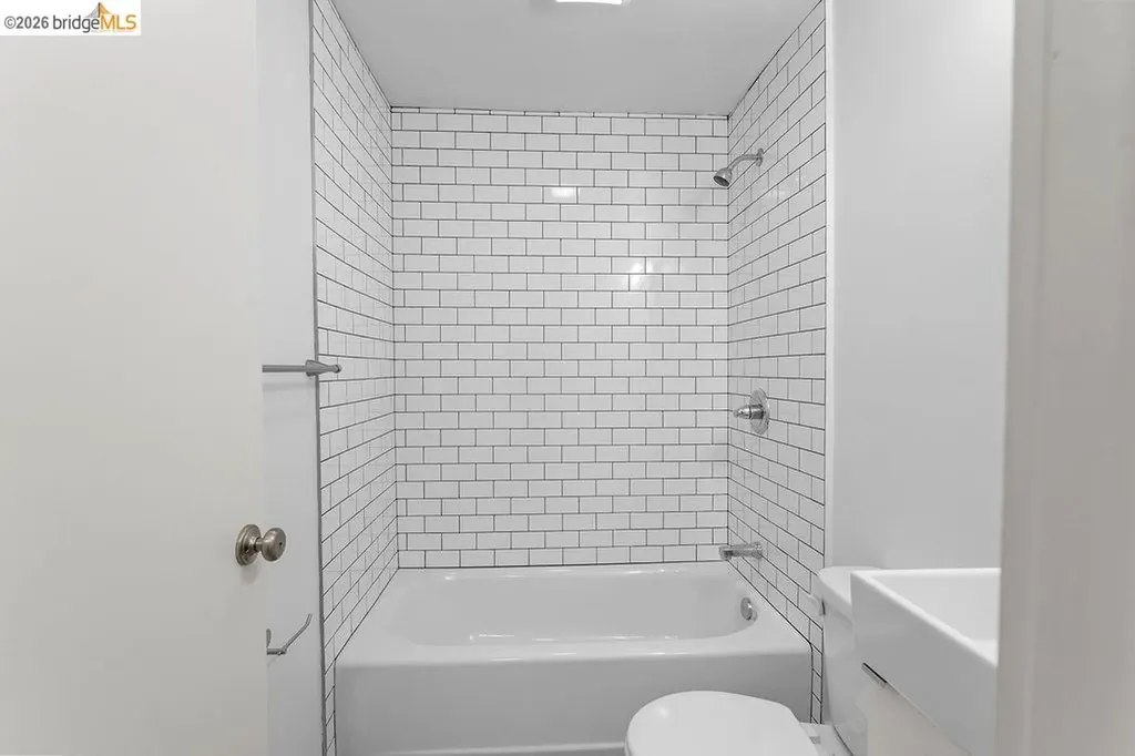 769 17th Street Oakland CA 94612