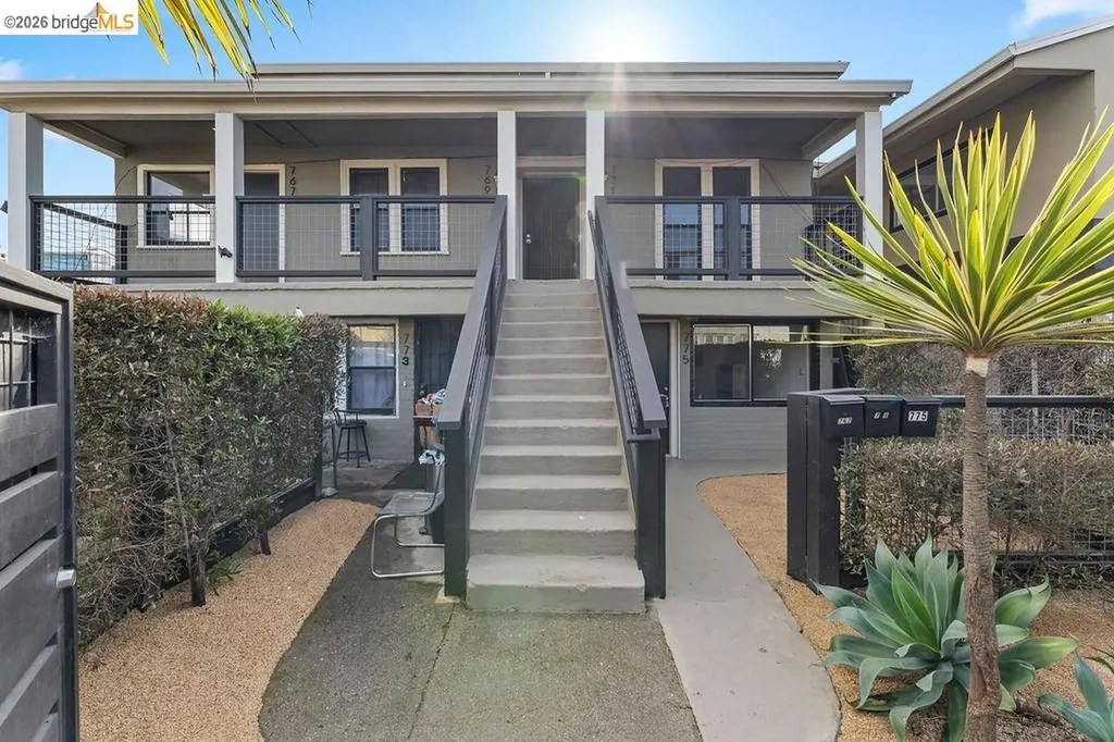 769 17th Street Oakland CA 94612