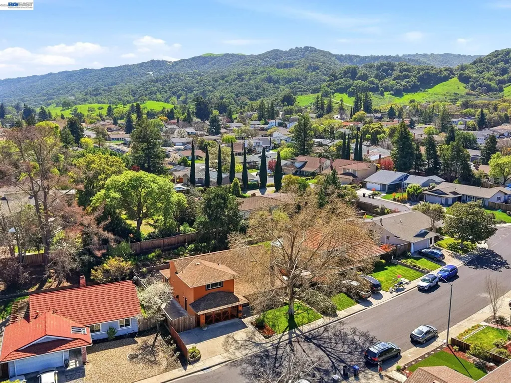 7738 Fairoaks Drive Pleasanton CA 94588