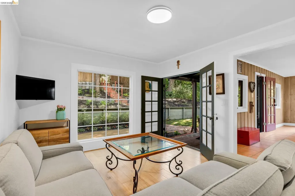 1101 Mountain Boulevard Oakland CA 94611