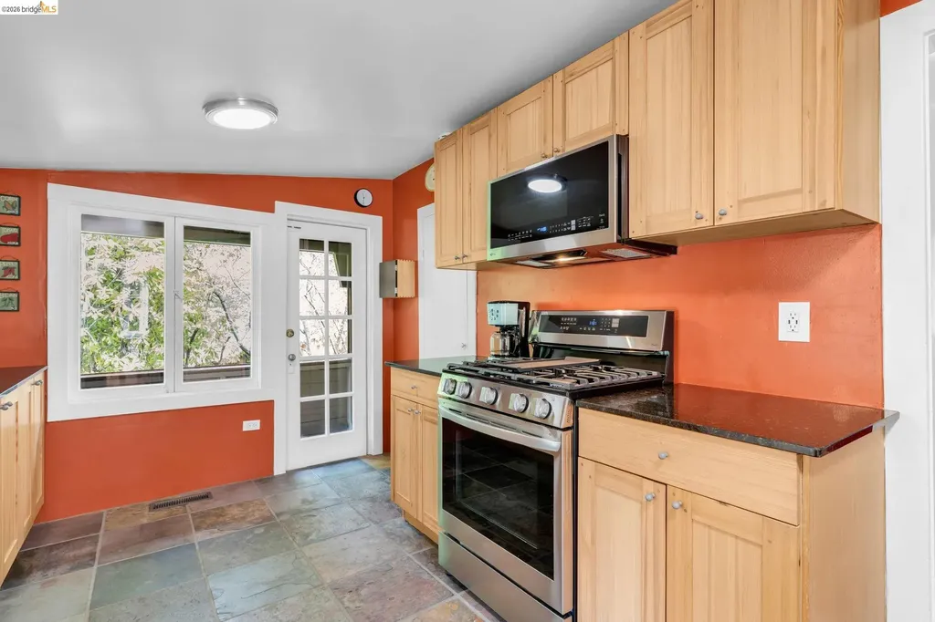 1101 Mountain Boulevard Oakland CA 94611