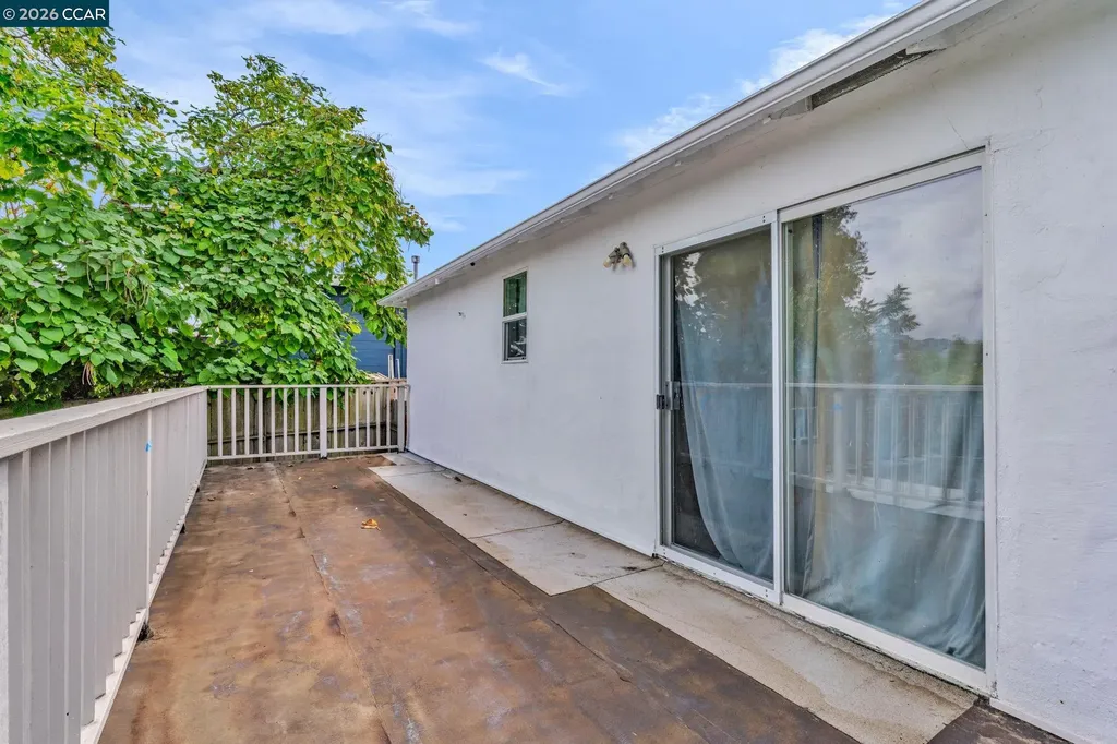 4778 Hilltop Drive El Sobrante CA 94803