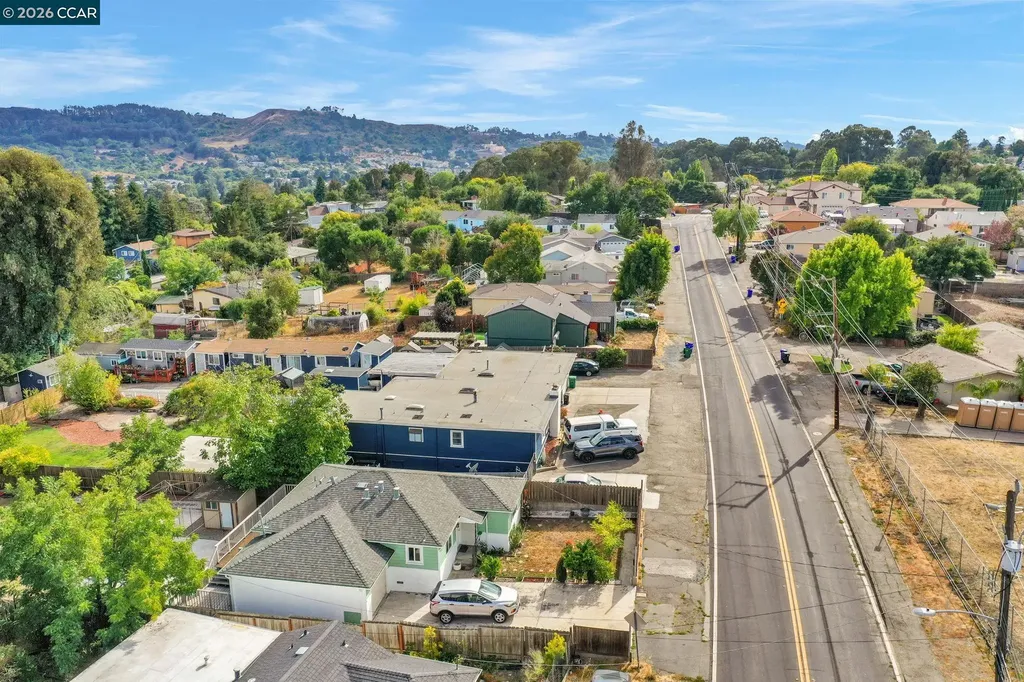 4778 Hilltop Drive El Sobrante CA 94803