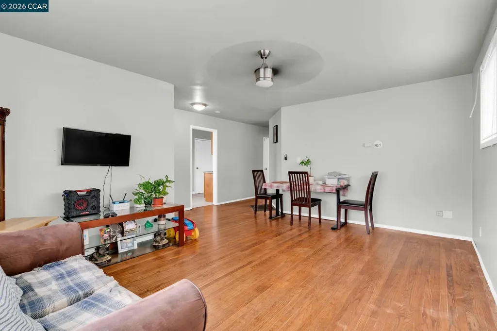 4778 Hilltop Drive El Sobrante CA 94803