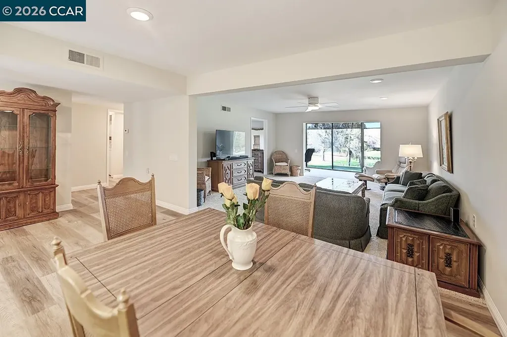 2724 Tice Creek Drive Walnut Creek CA 94595