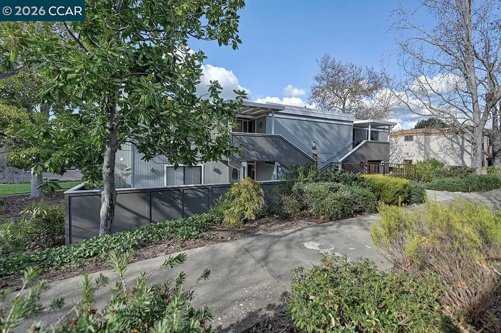 2724 Tice Creek Drive Walnut Creek CA 94595
