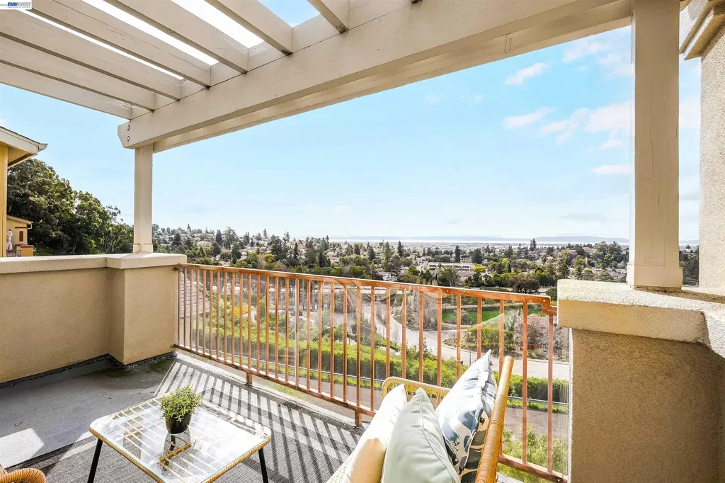 6299 Rocky Point Court Oakland CA 94605